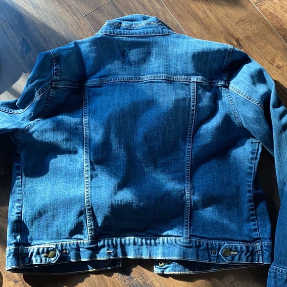 Jean Jacket - Picture 4 of 4